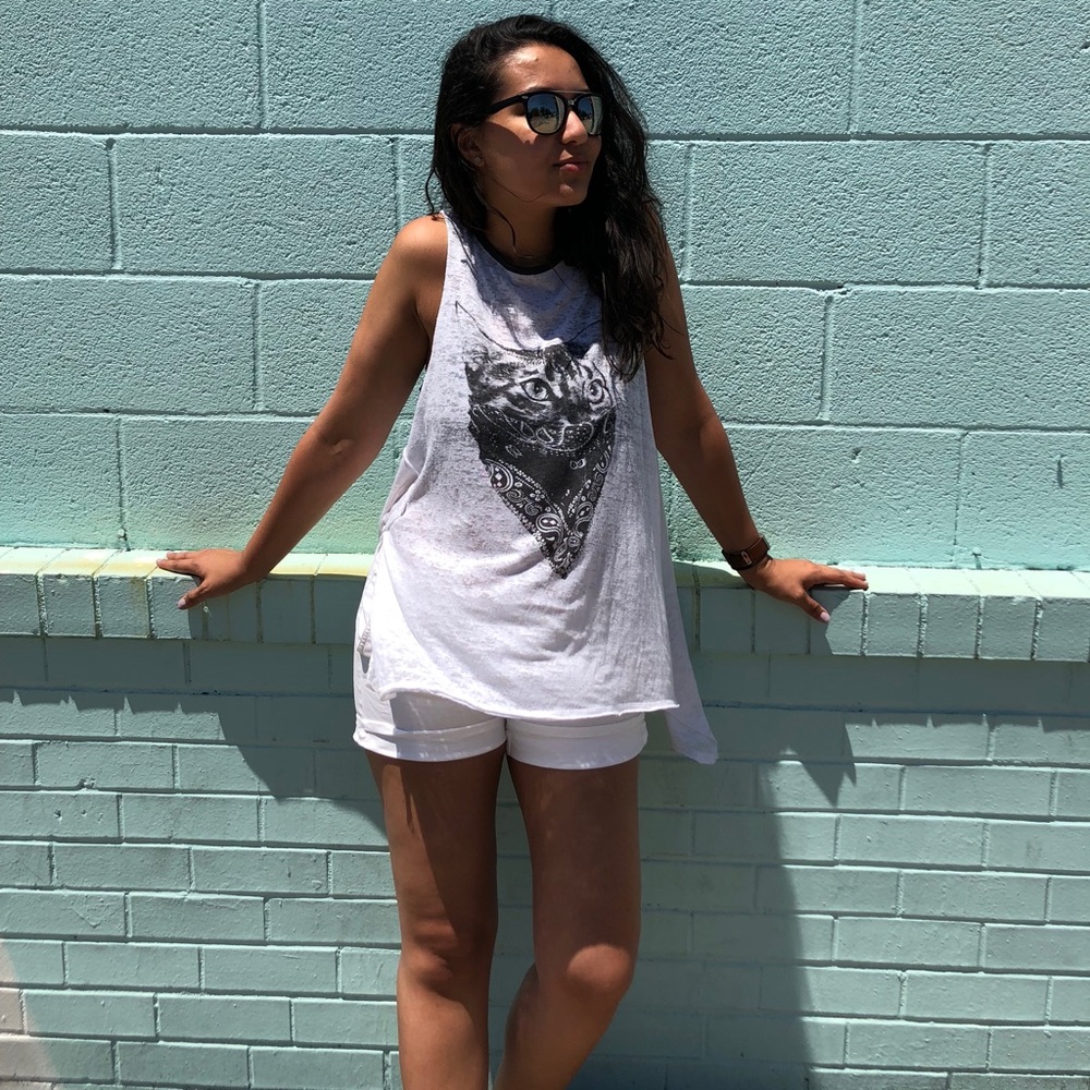 Meet your Posher, Farah